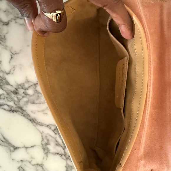 Salvatore Ferragamo Floral Silk Leather Chain Shoulder Bag AU-21-1903 - Picture 4 of 10